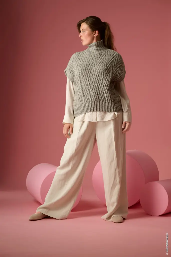 Lange debardeur met fantasiemotief in Cashmere Kiss | Lana Grossa